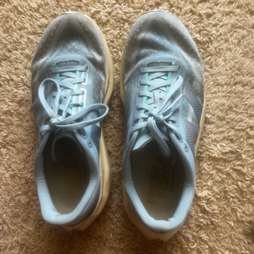 New Balance Rebel v4